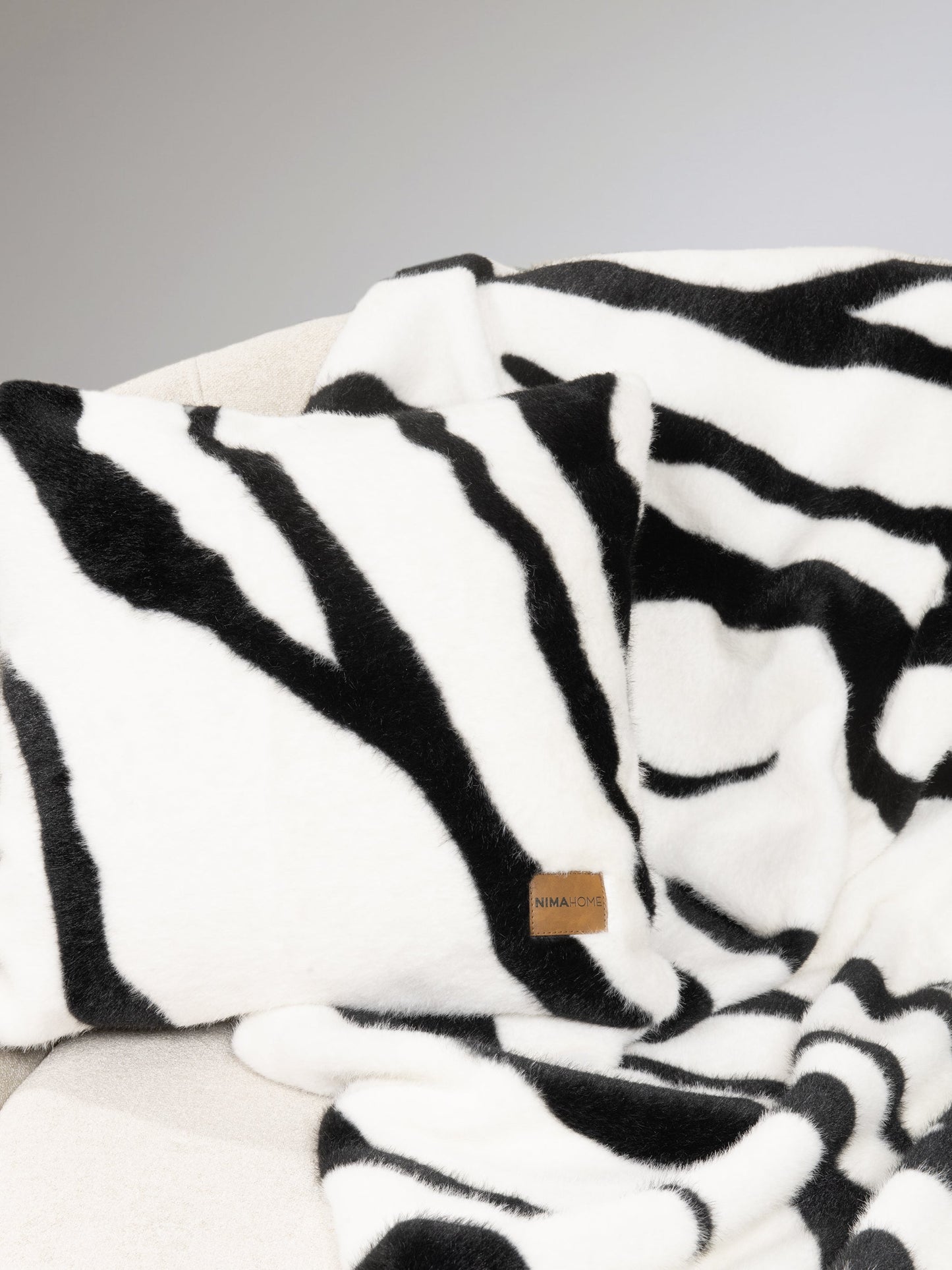 Διακοσμητική Μαξιλαροθήκη 45x45 - Sebra White