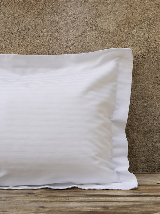 Μαξιλαροθήκη 52x75 Oxford 4 πλευρές - 240 Κλωστές Σατέν ρίγα 1cm - 100% Βαμβάκι Πενιέ